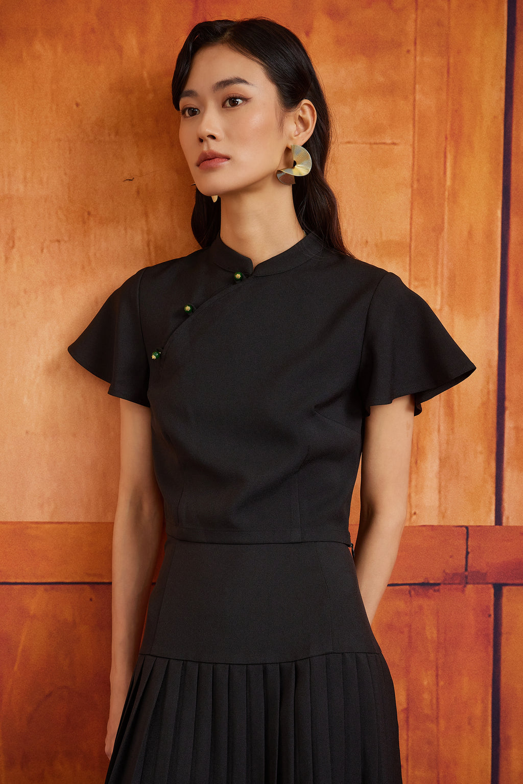 PINGYANG TOP IN EBONY