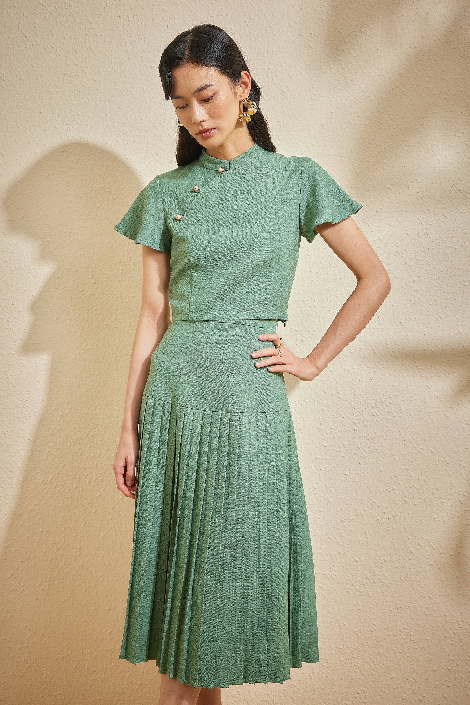 PINGYANG TOP IN SOFT JADE