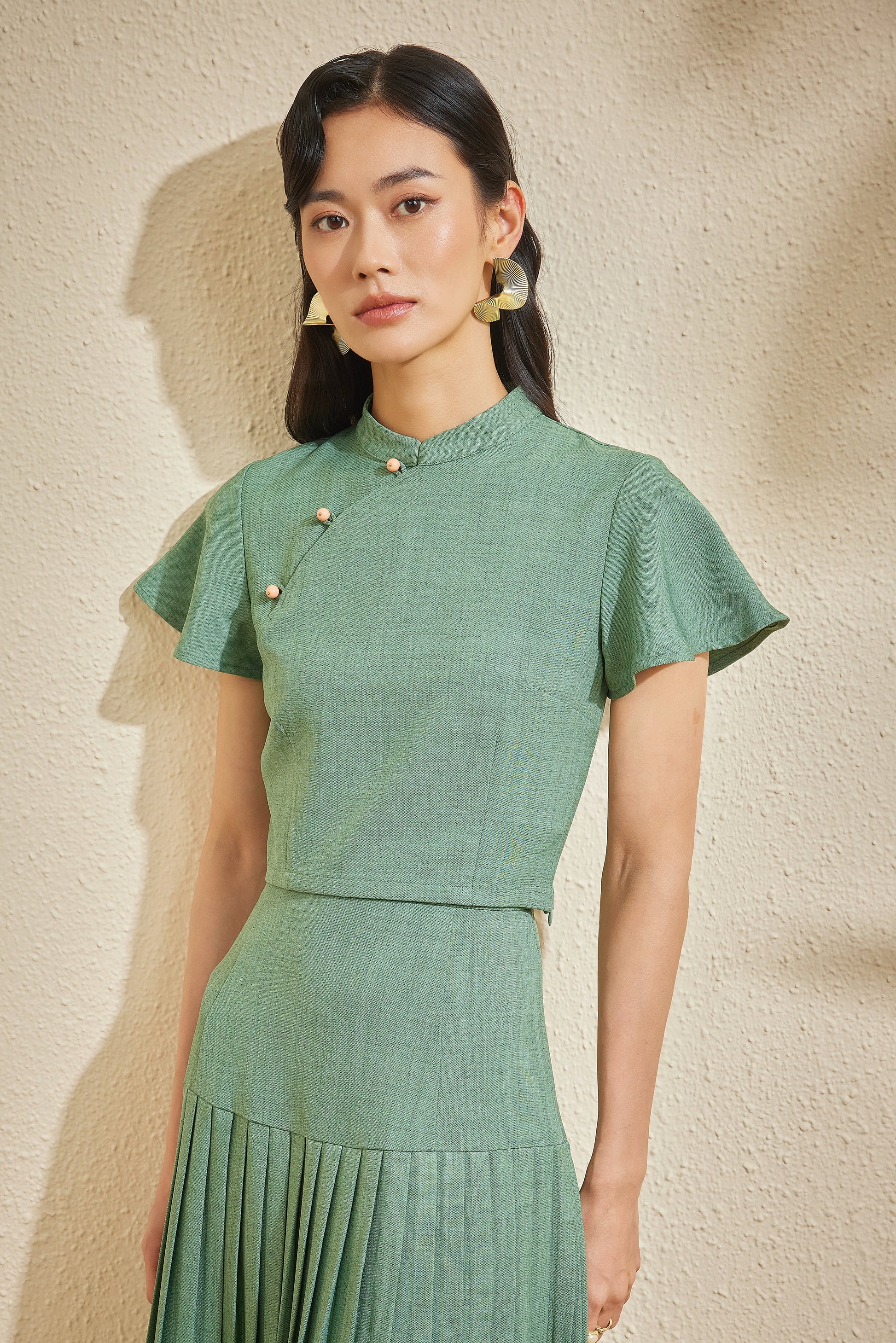 PINGYANG TOP IN SOFT JADE