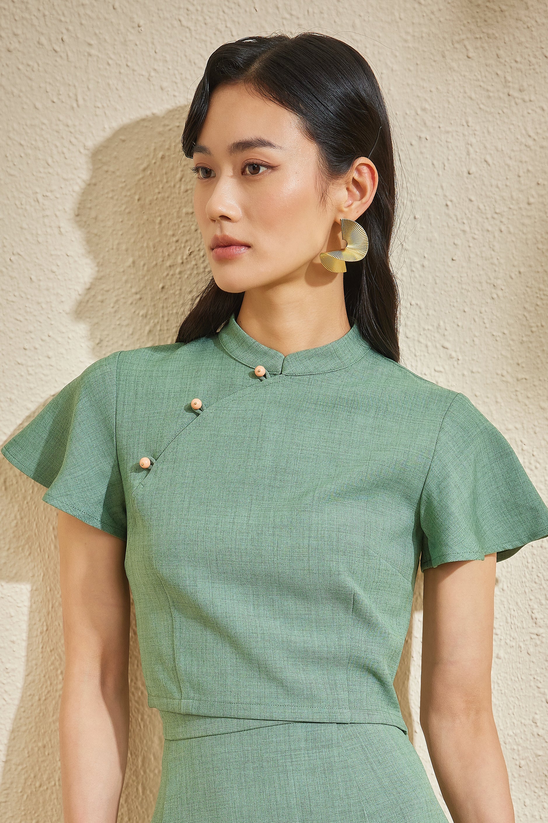 PINGYANG TOP IN SOFT JADE