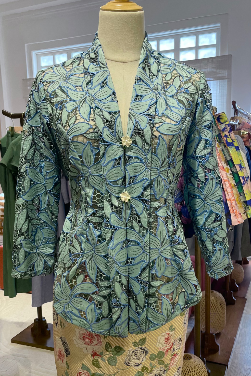 KEBAYA TOP IN OCEAN HUE