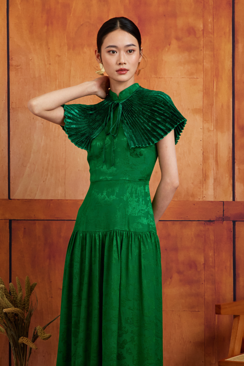 RUYI IN EMERALD
