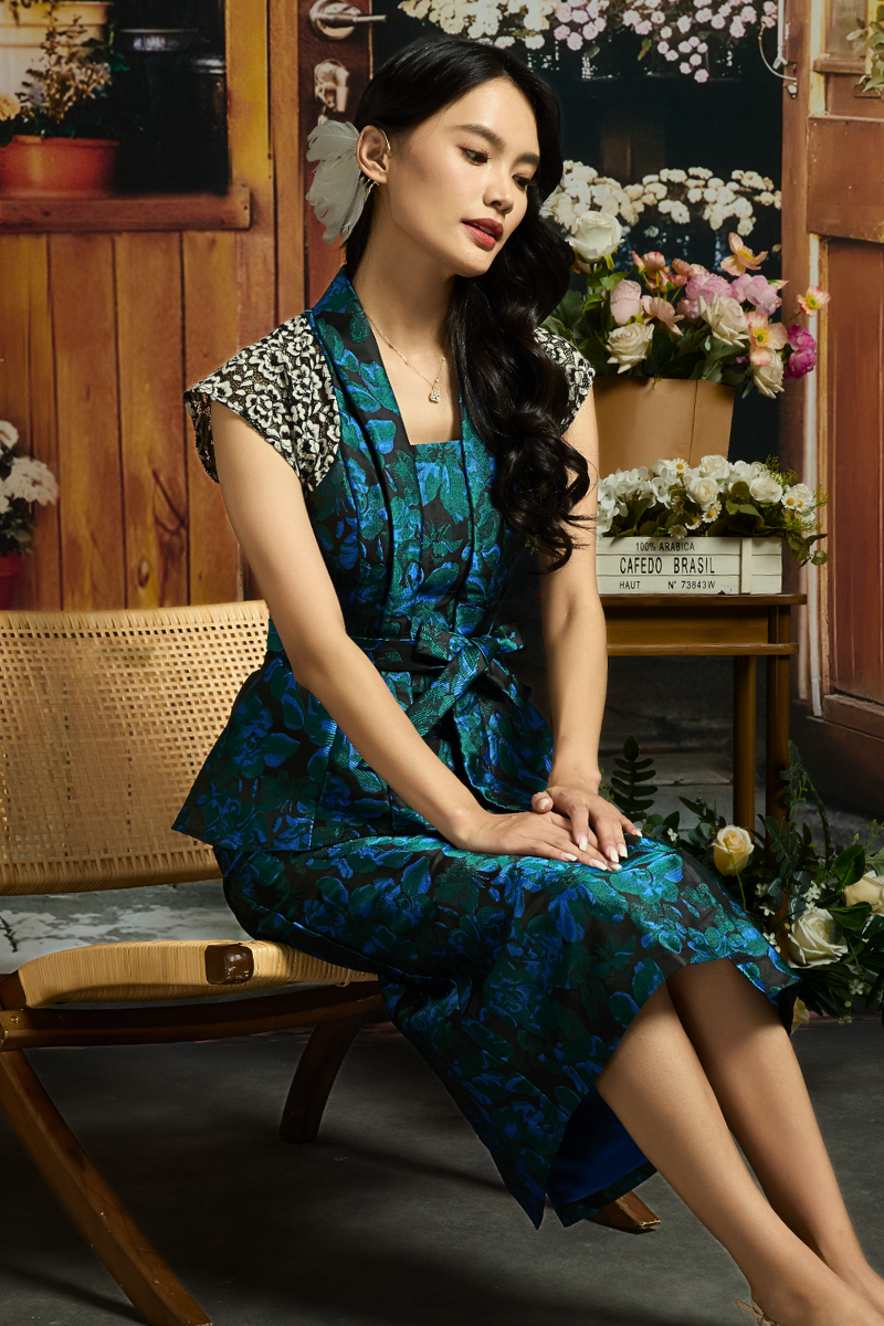 NYA INTAN IN MIDNIGHT ACANTHUS