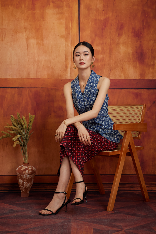 KEBAYA PANJANG IN NAVY AZALEA