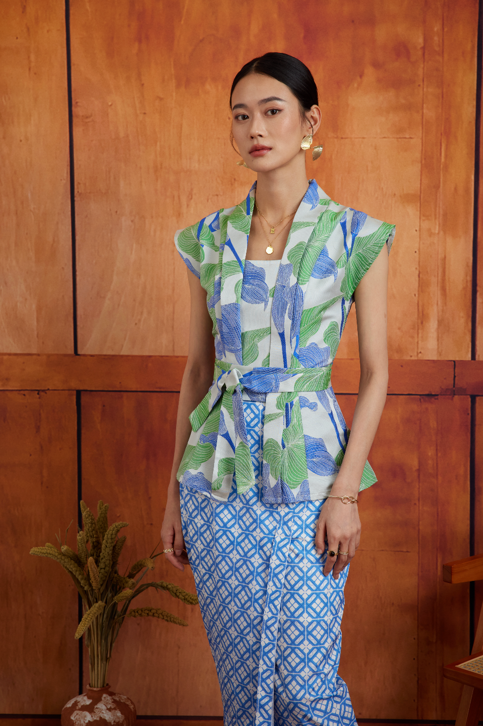 NYA CHIK TOP IN LE REVE